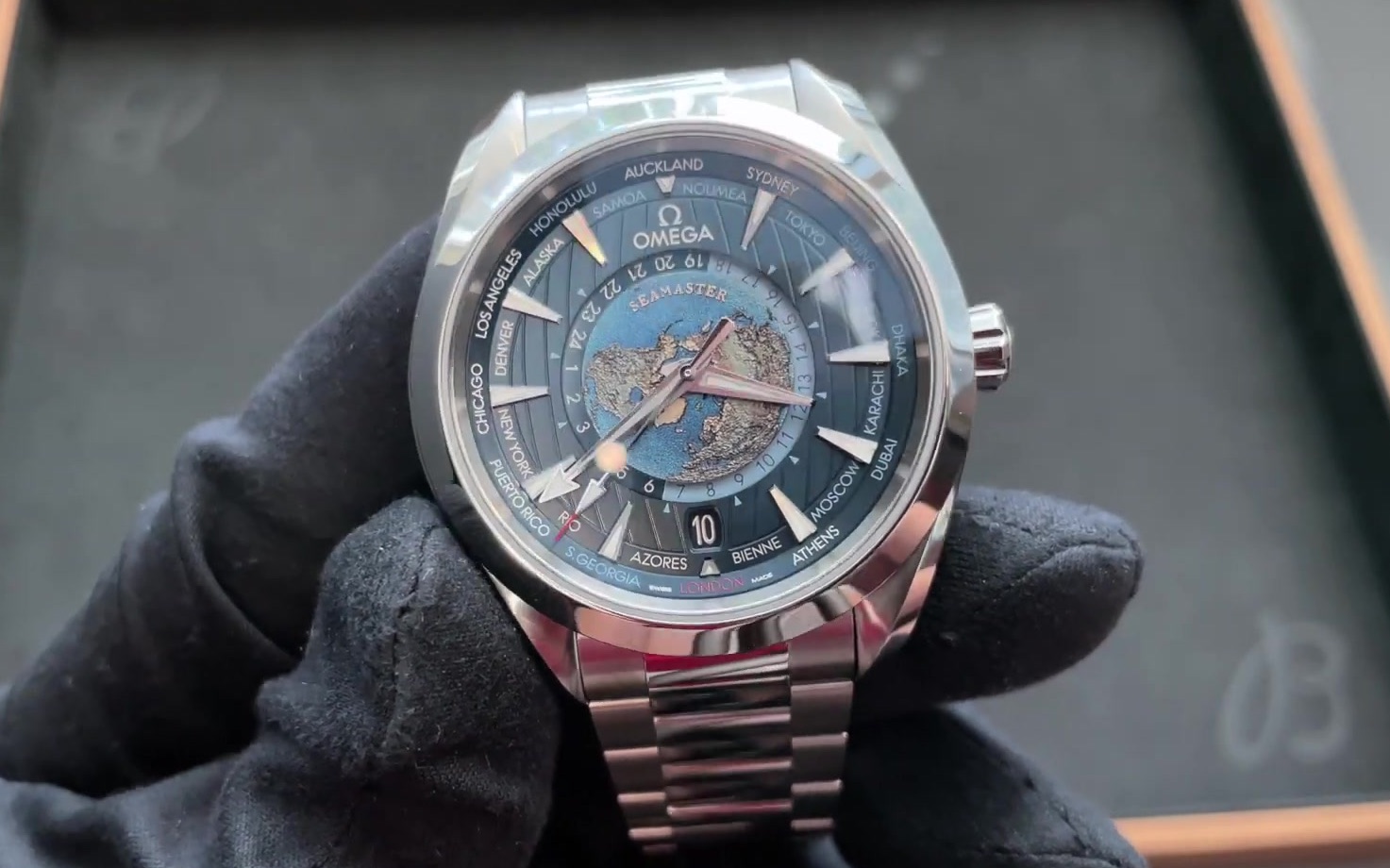 欧米茄omega aqua terra worldtimer gmt世界时腕表43mm [@watcheson