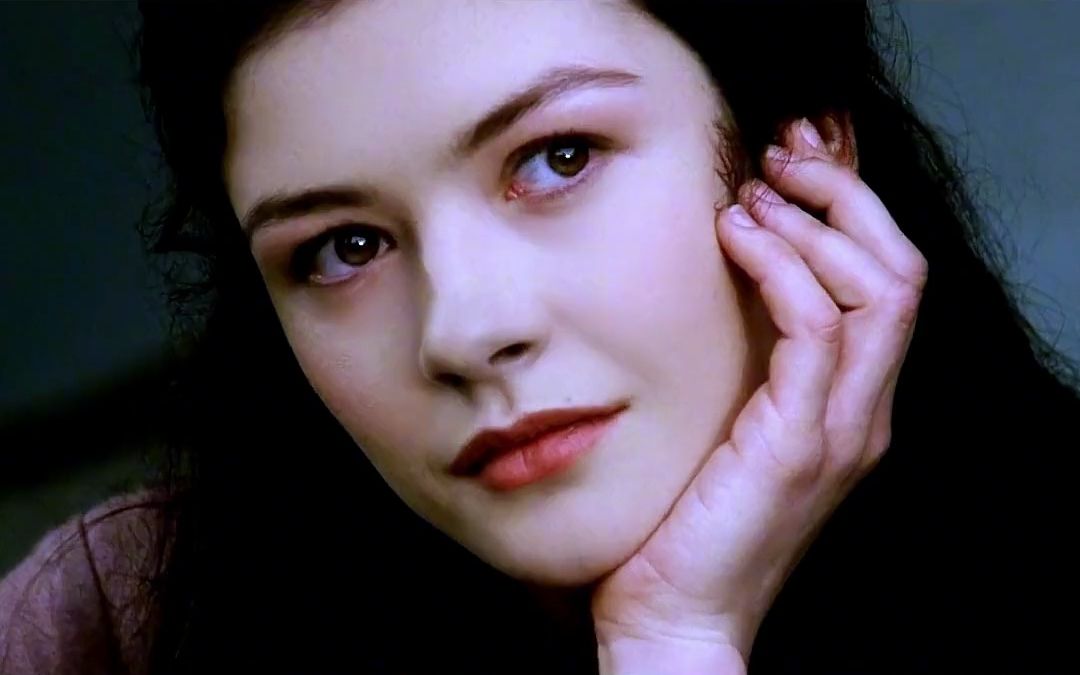 风靡一时的法语音乐《venusdesabribus》,曾被草蜢乐队翻唱成《半点心