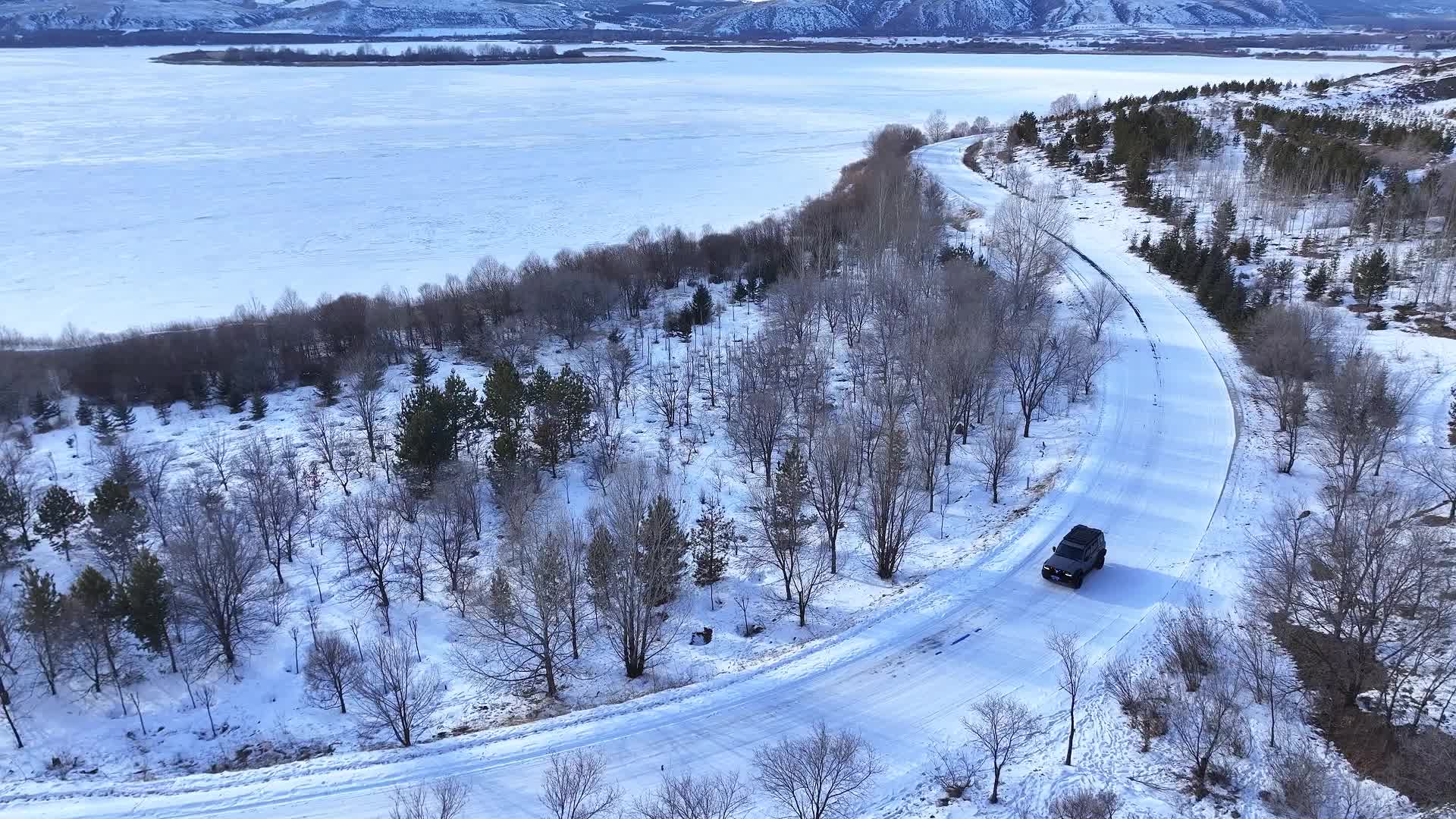 今天的多伦湖景区!冬季美景!(陈卓摄)