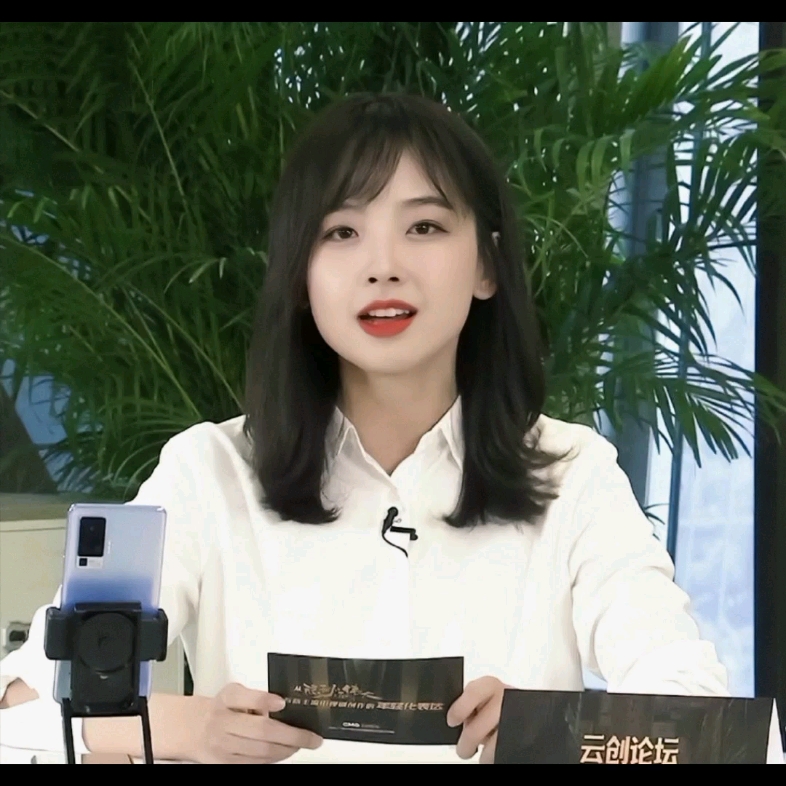 三张图爱上王冰冰