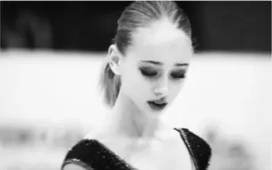 Download Video: 【2016JGP|Alisa Lozko】兰蔻 短节目黑天鹅