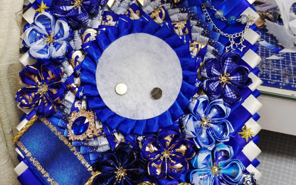 【吧唧托】蓝色痛包吧唧托