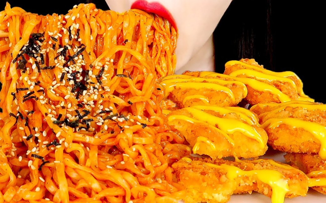 【zoey】火鸡面 鸡块 吃播咀嚼音