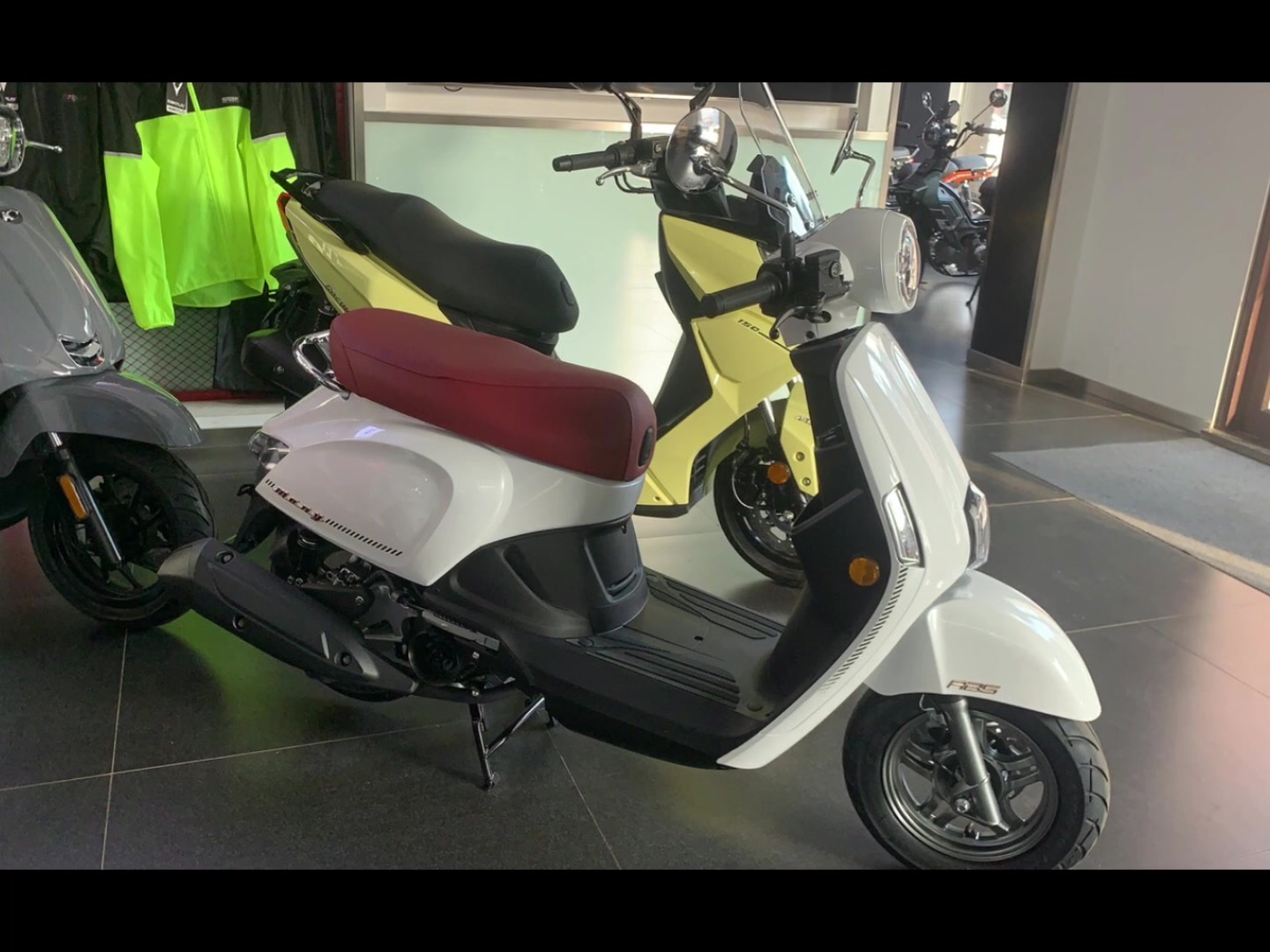 光阳进口小踏板  new  many 125