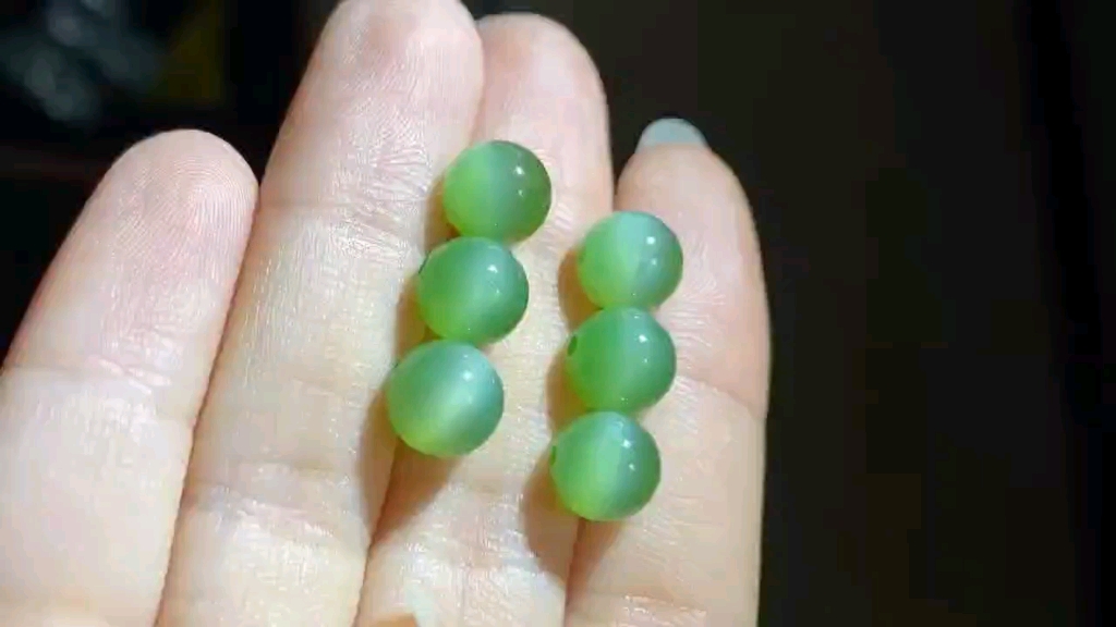 和田玉碧玉猫眼珠子 老坑俄碧 猫眼一线天 猫眼效应极好 料子细腻油润