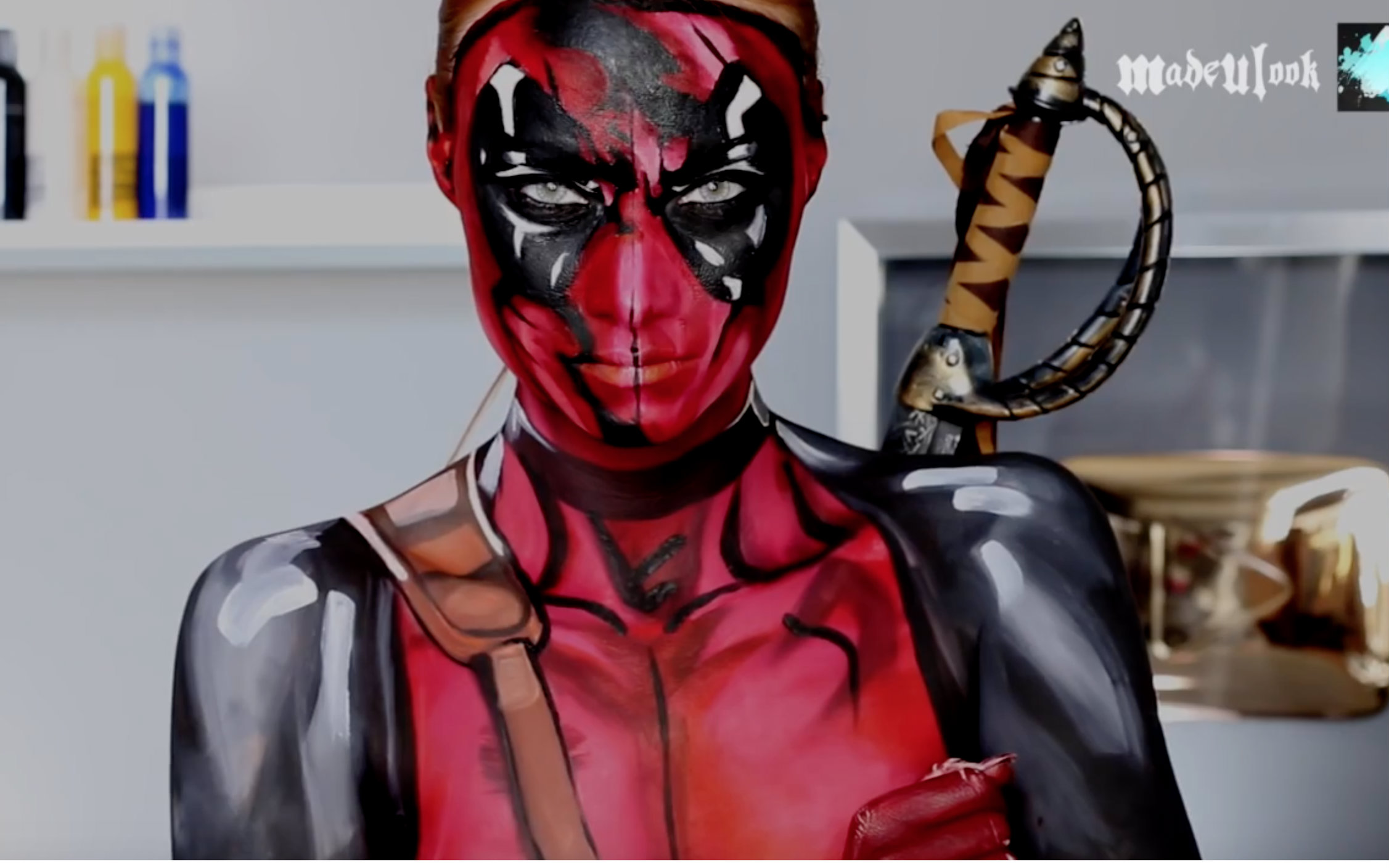 【madeyewlook】〔死侍〕"小贱贱" 化妆教程!(人体彩绘)