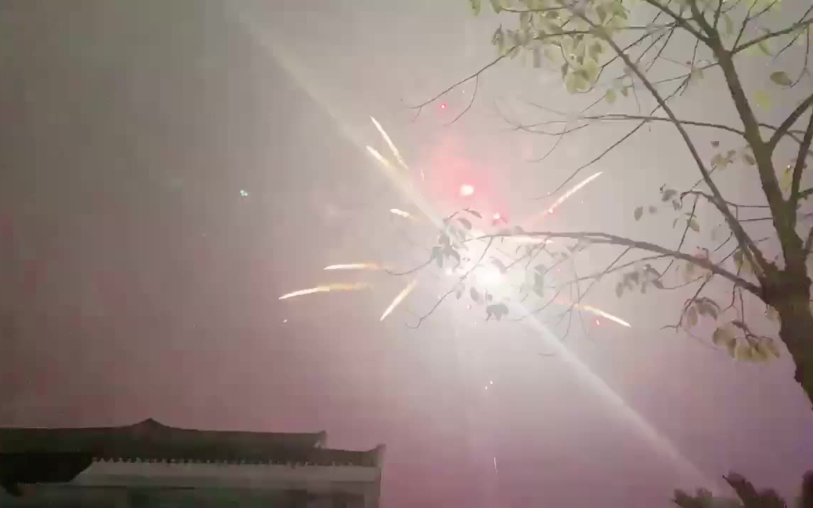 [图]除夕之夜：2021新年快乐！