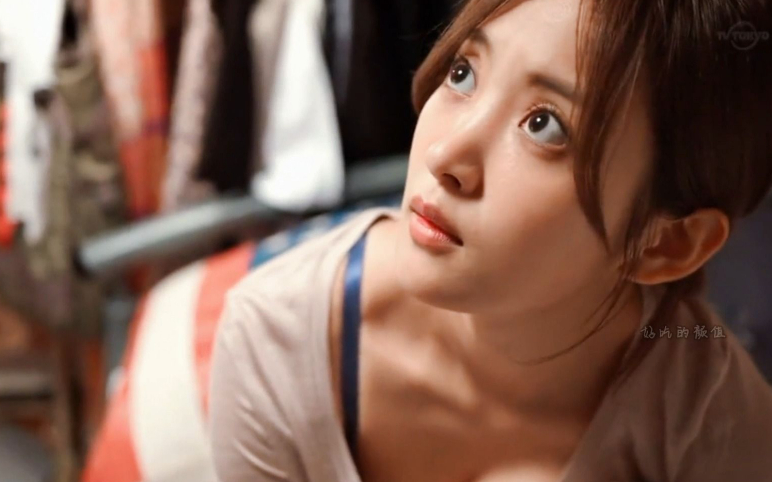 渡边夏菜:让你们感受一下什么是"动如脱兔","一步一抖" 引无数宅男心