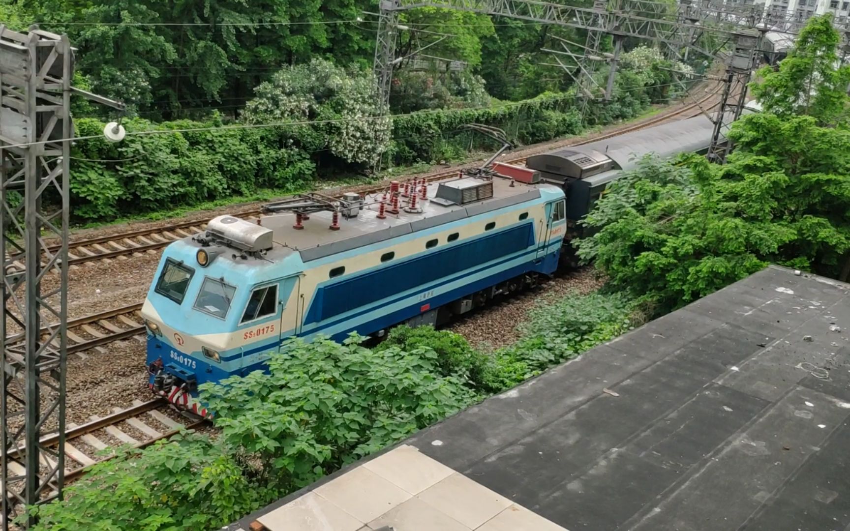 【中国铁路】k760次 ss8-0175[沪昆绕行线[云雀苑停车场【2019.5.