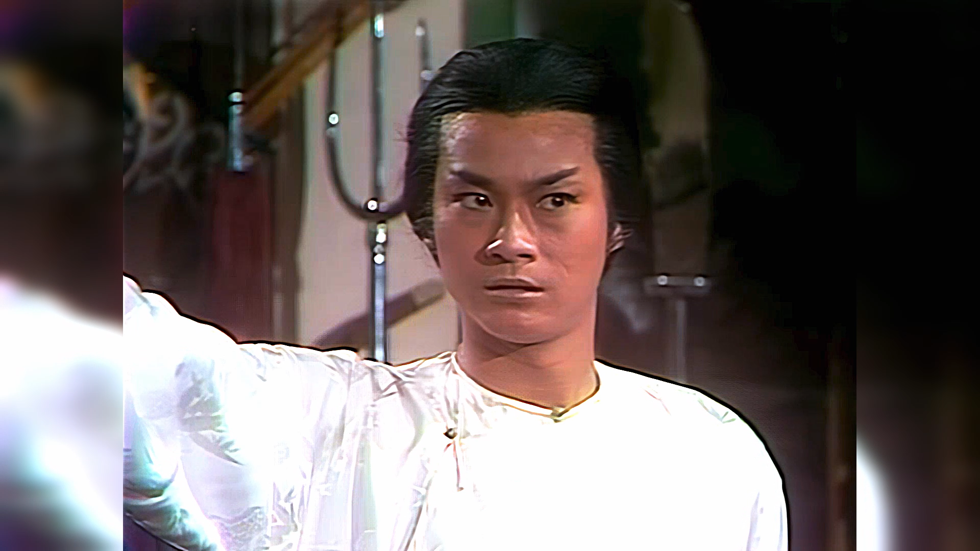 1976书剑恩仇录:郑少秋饰演陈家洛,一出手就解决问题_哔哩哔哩 (゜-゜