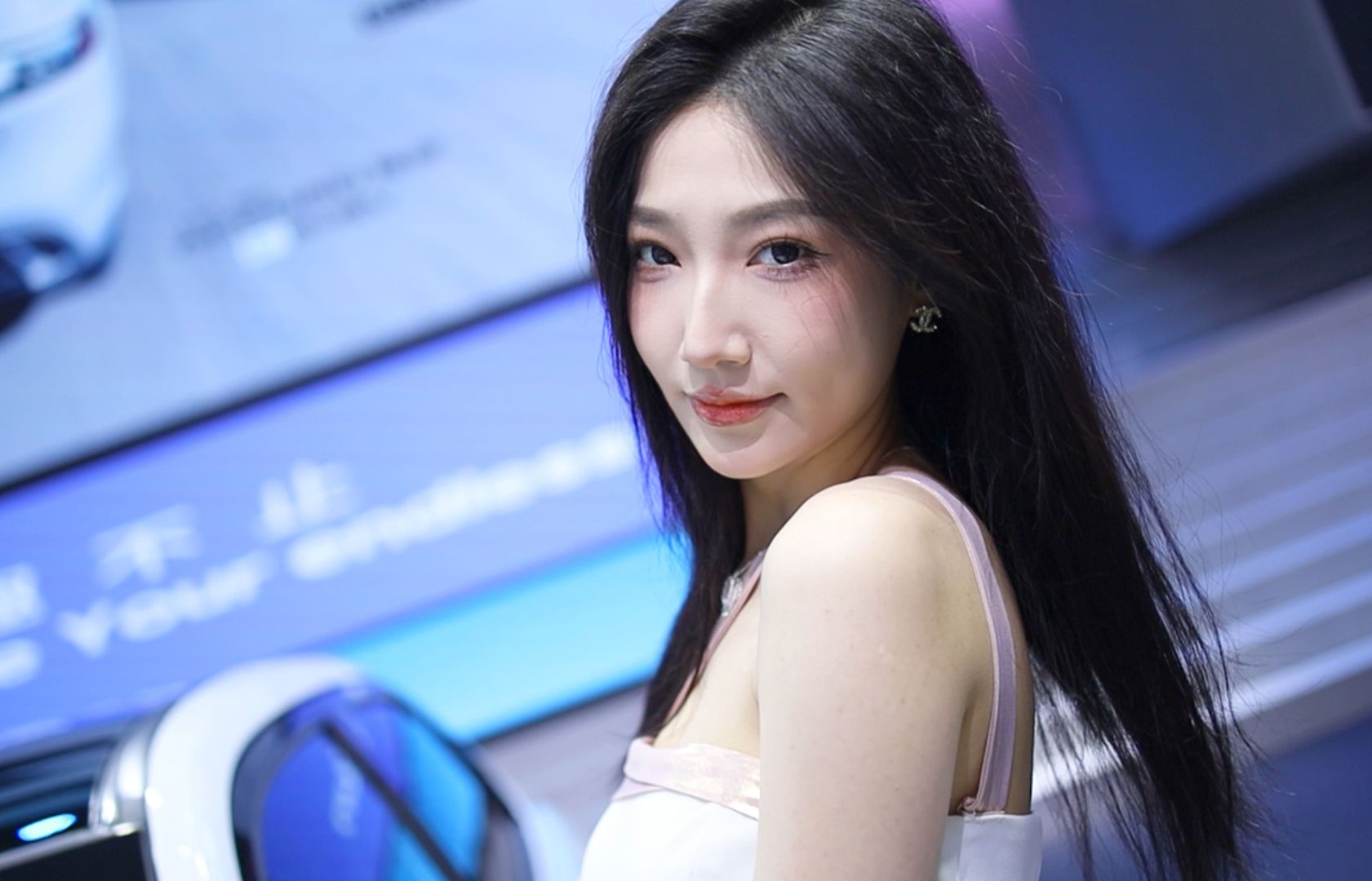 去2023广州国际车展,影美女模特 第5期 网红车模大瑞瑞