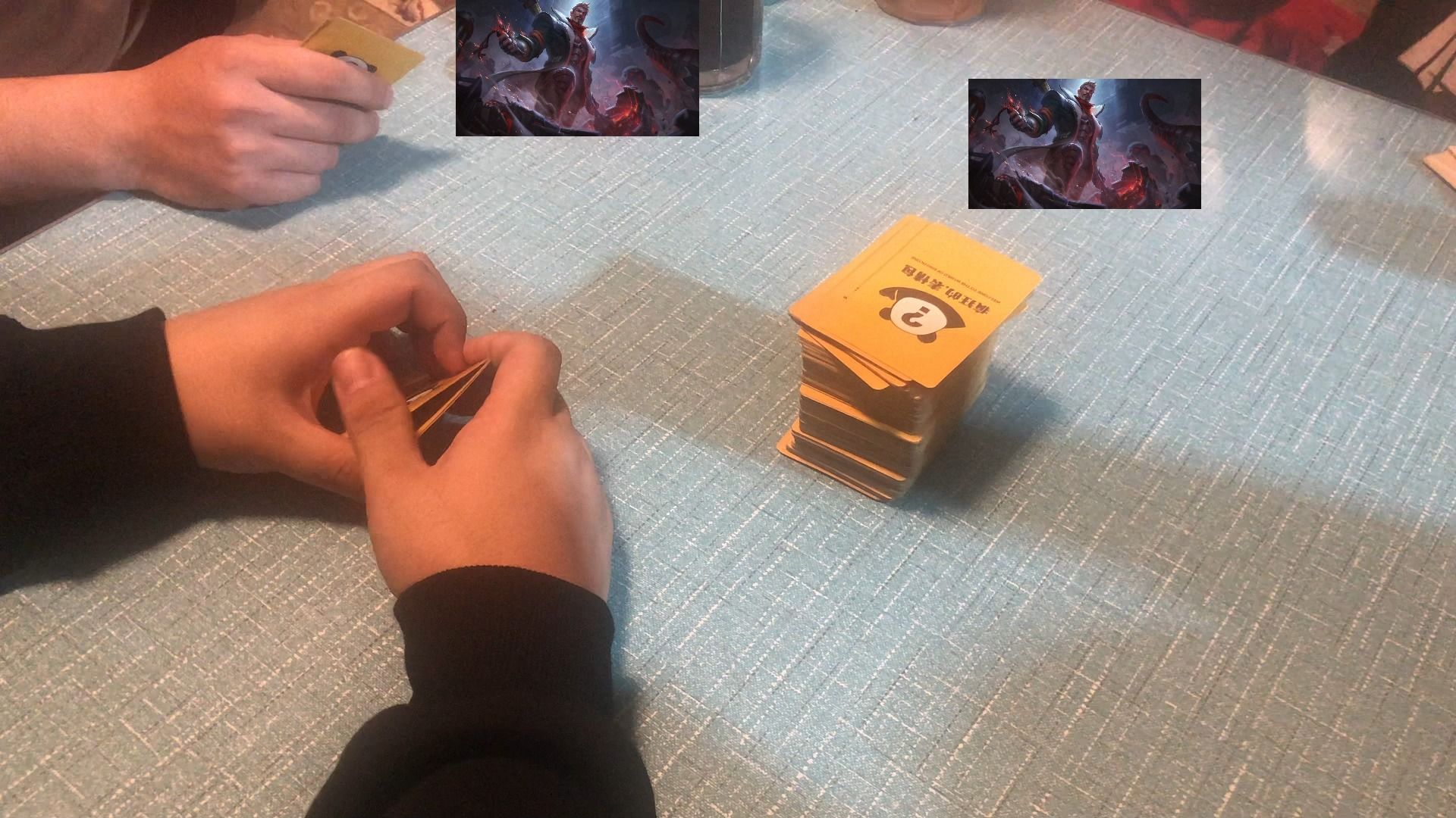 桌游:表情包大作战之斗转星移,都不吃伤害总有一个倒霉的!
