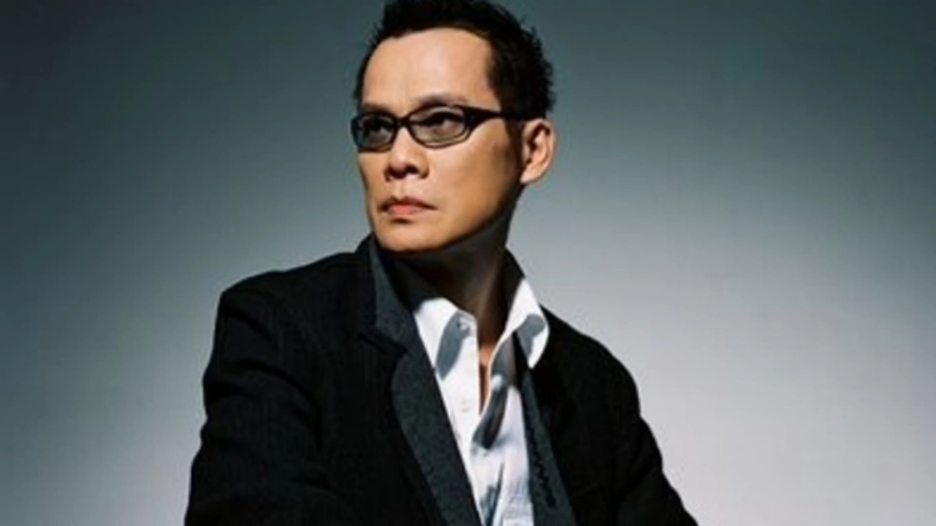 超还原!用罗大佑同款电子合成器演奏恋曲1990聚会版!