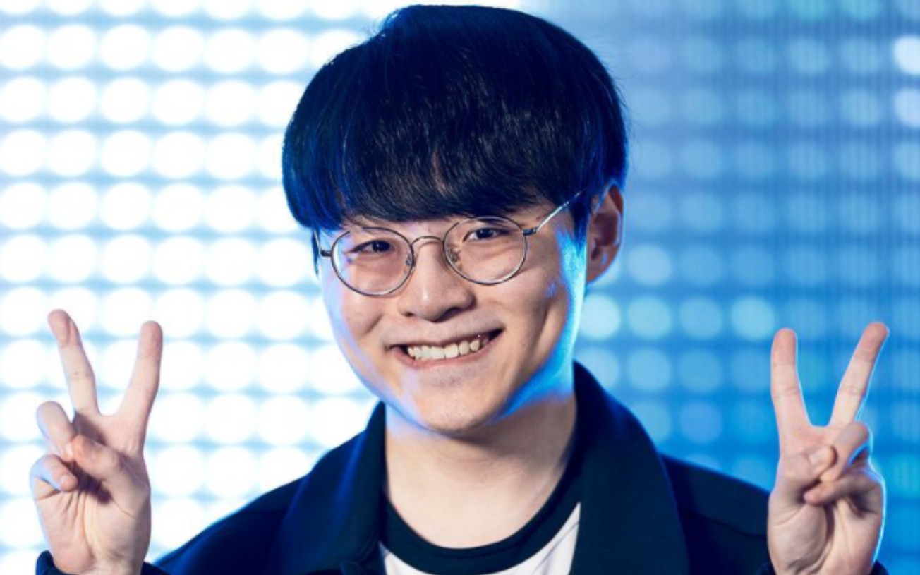 许者如秀showmaker标准微笑