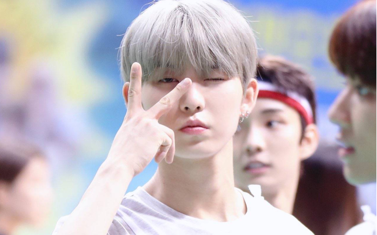 【许玹準/hwall】【theboyz】偶运上的小动作