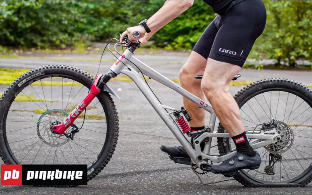 [4k]pinkbike:28辆软尾山地车打底慢动作