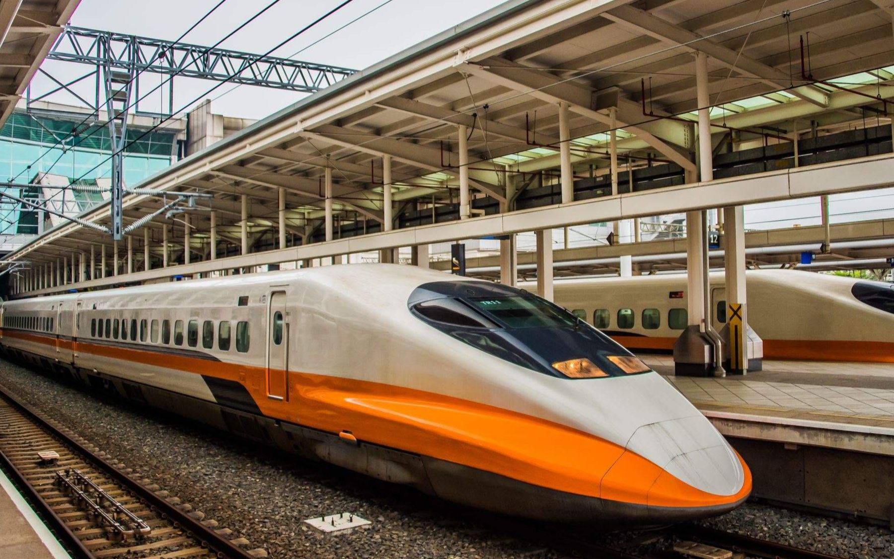 【前方展望】台灣 台北 - 左營 taiwan high speed rail onboard