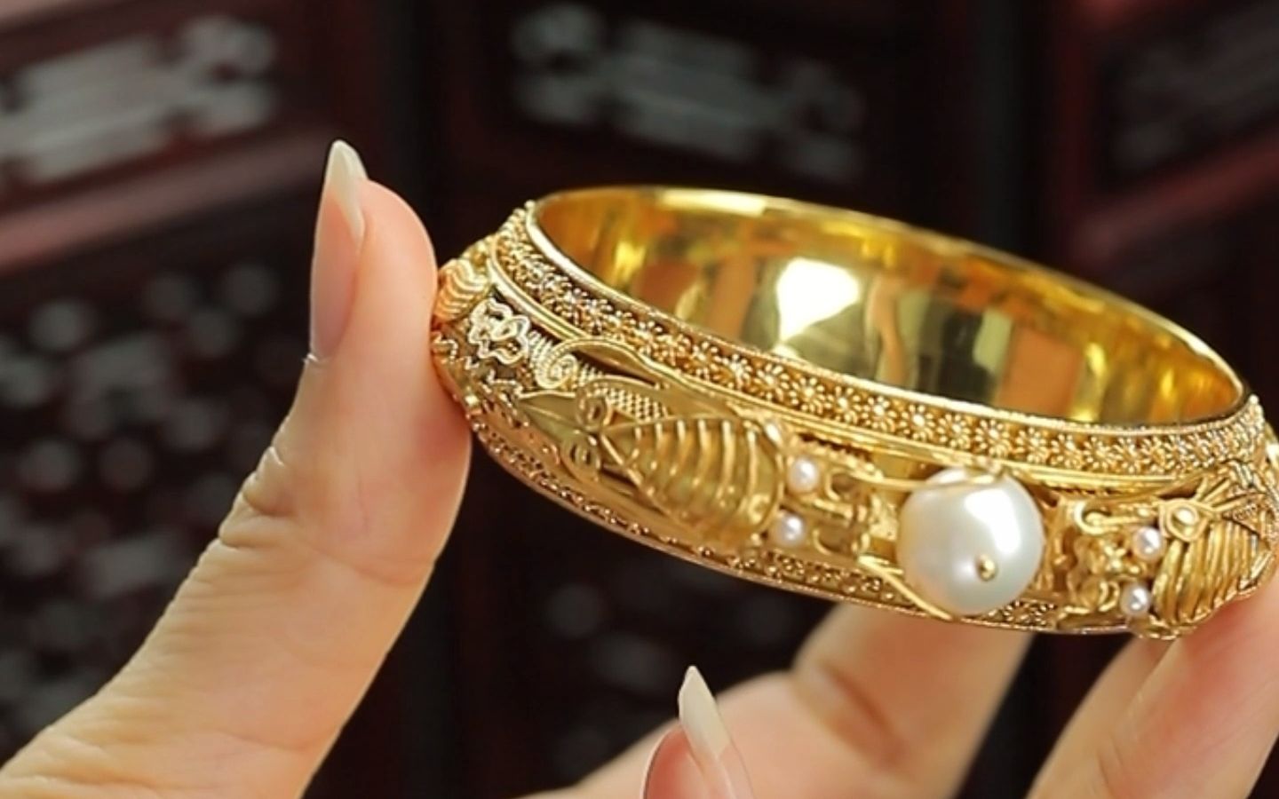 清宫后妃手腕间的雍容华贵,是具有中国特色的首饰#金饰 #首饰 #手镯