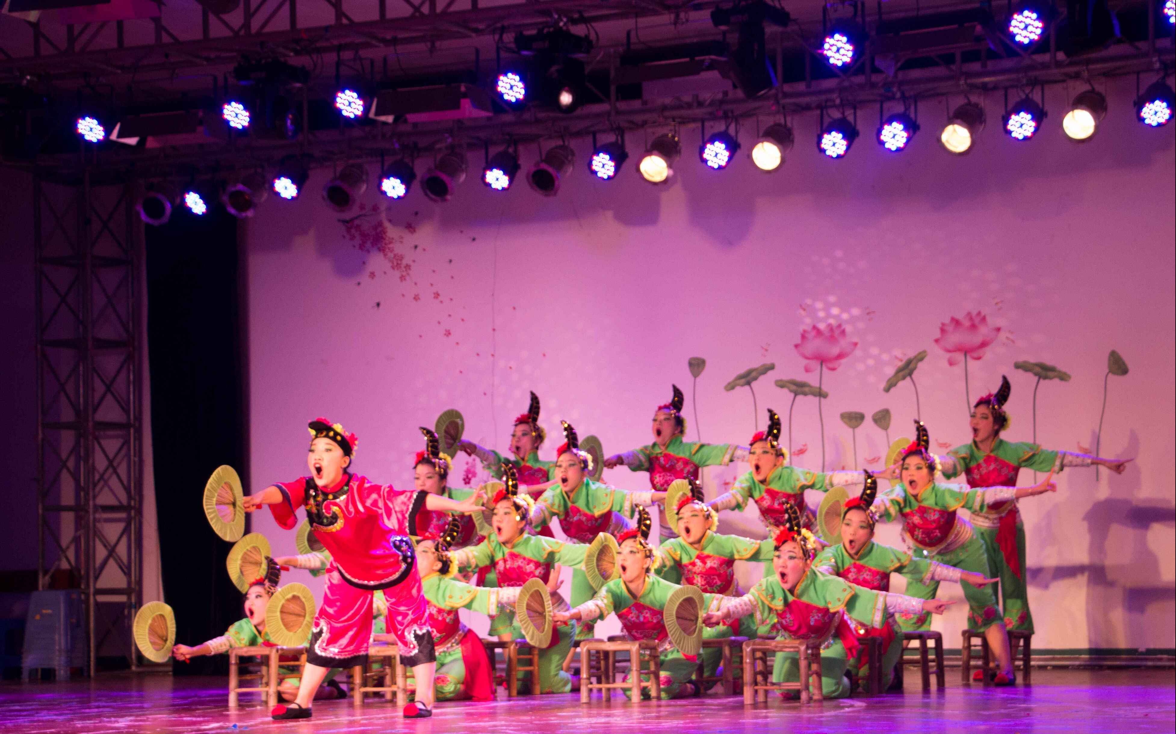 舞蹈民舞队闽南小戏迷