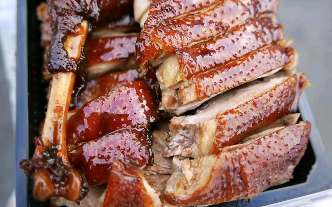 【台湾街头美食-冰糖酱鸭】高雄夜市_哔哩哔哩 (゜-゜)つロ 干杯