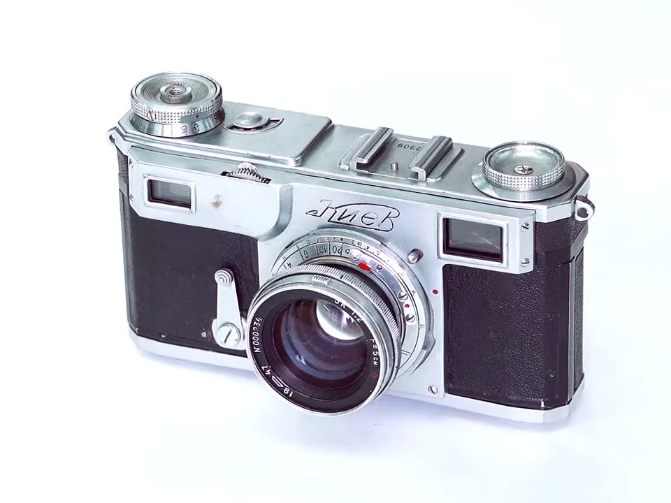 【苏联相机】近距离欣赏一台1947年的基辅-康泰时(苏联阿森纳工厂旗舰