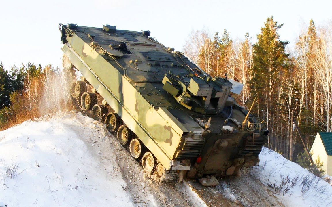 俄军装甲车 库尔干人-25(Курганец-25)