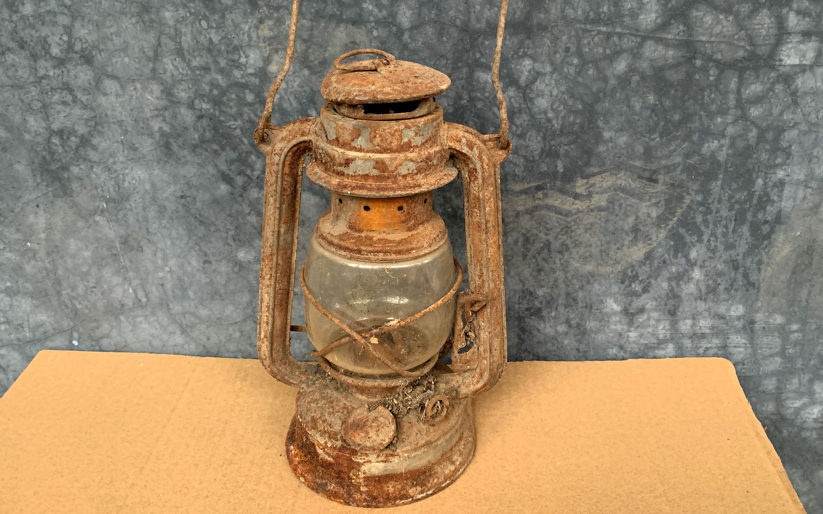 试着翻新一个几十年前的旧上海光华牌马灯煤油灯