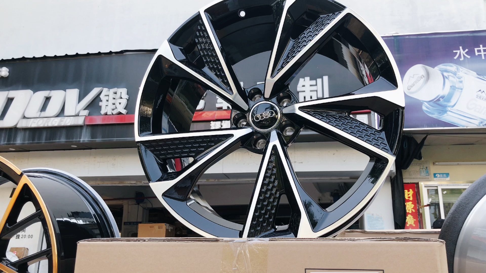 奥迪20寸rs7新刀锋锻造轮圈