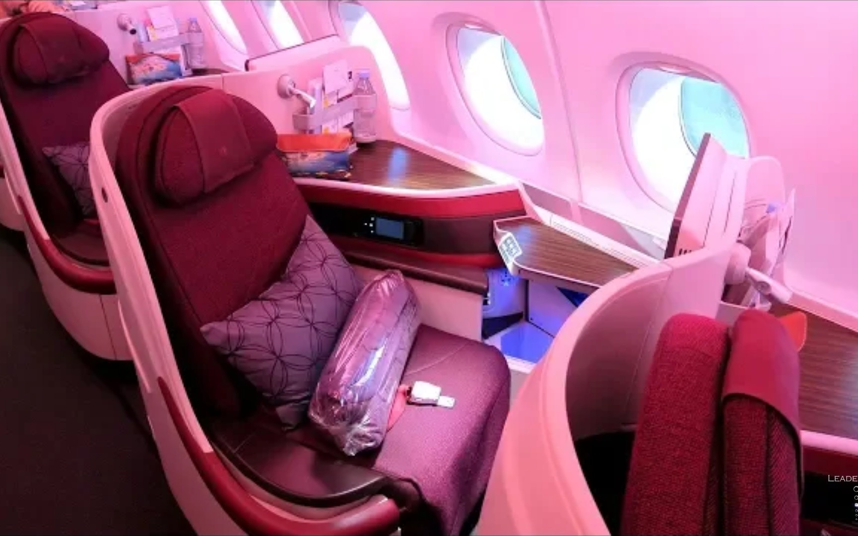 【youtube】卡塔尔航空|空客a380-800|巴黎-多哈|商务舱飞行报告_哔哩