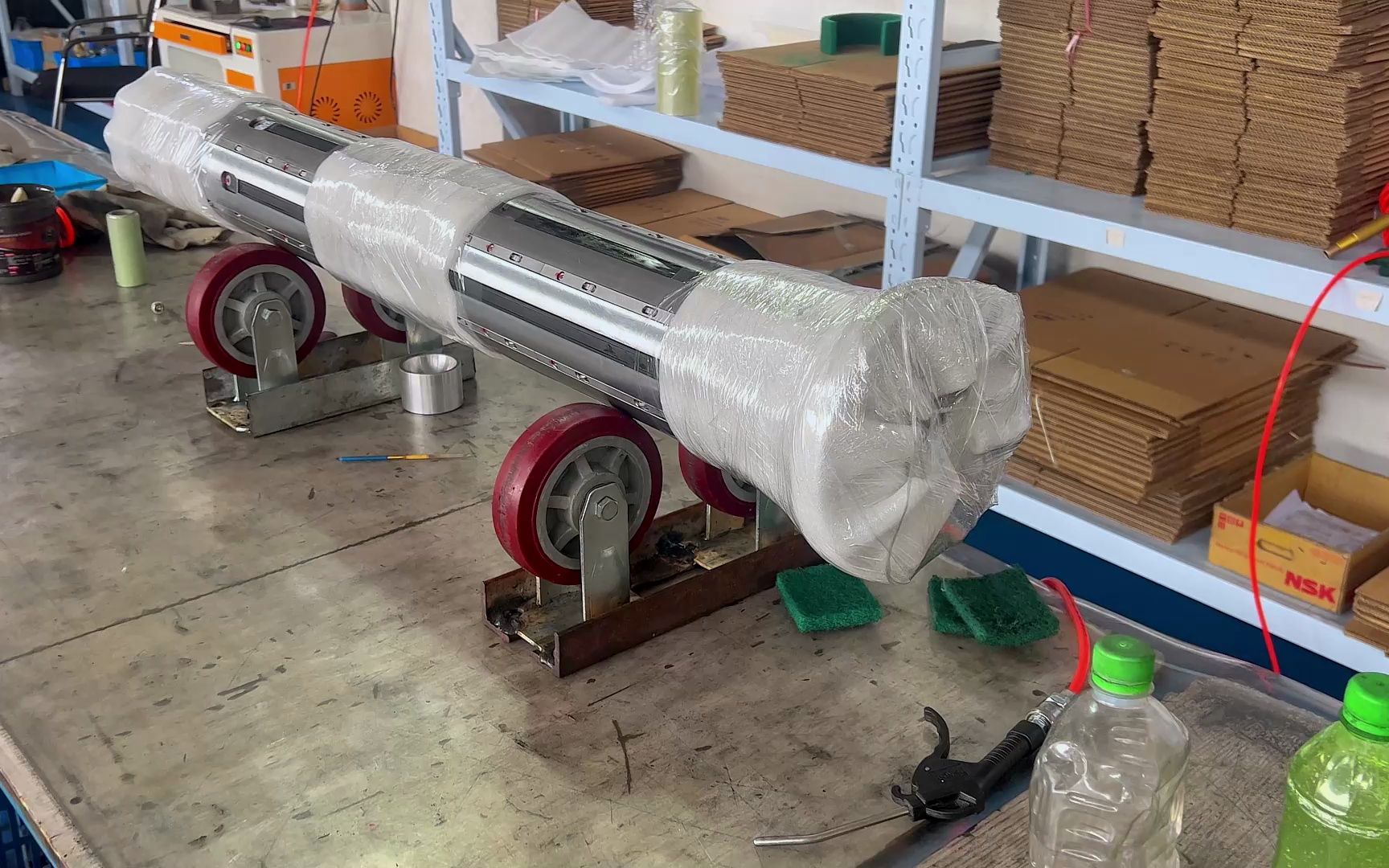 悬臂式气胀轴6寸通键 导轮定制版_韩东机械