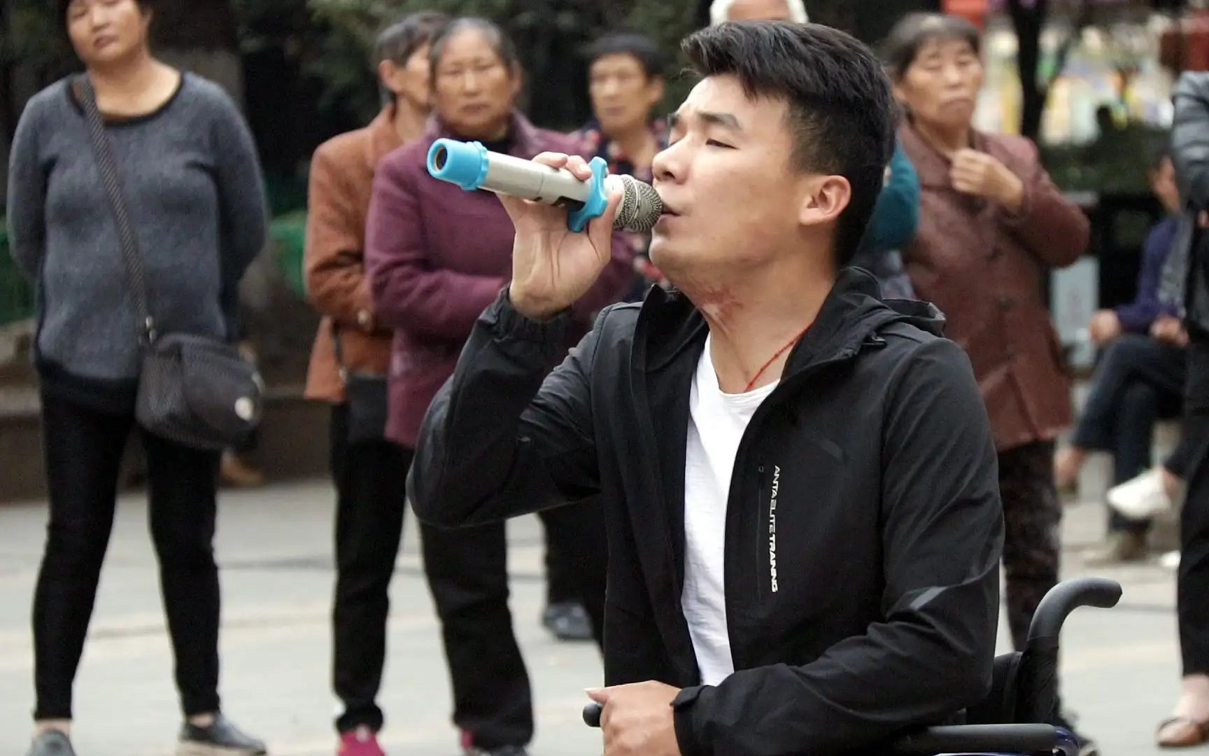 活动  马上2022,听大哲《闯码头》精彩万千,男人再苦再累不回头!