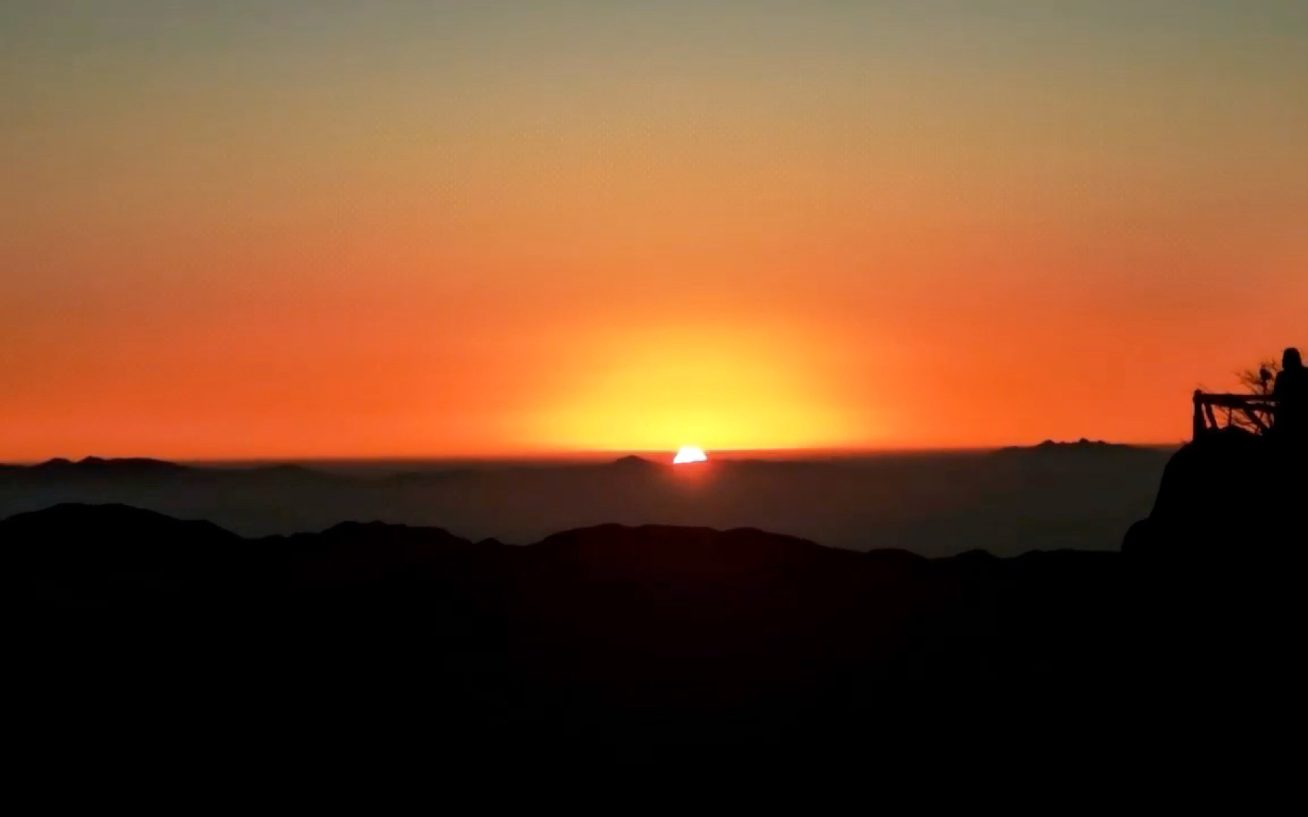 冬日的清晨,是意想不到的收获～#黄山日出 #jason原创