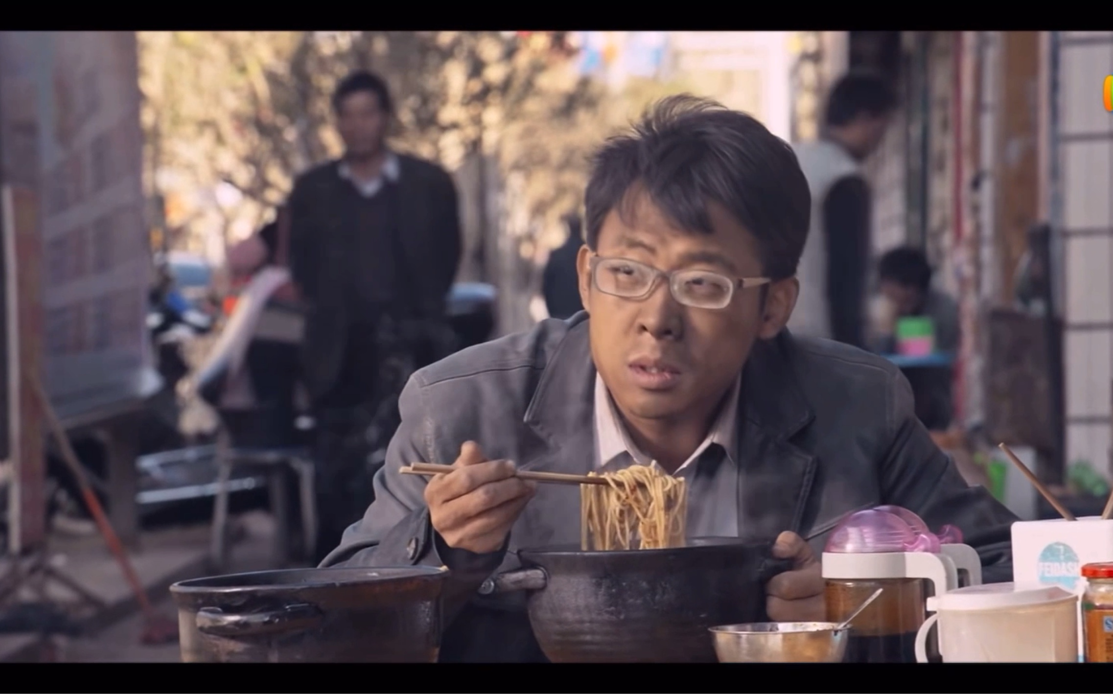【追凶者也】一家张译吃起来都困难的米线—段记羊肉米线