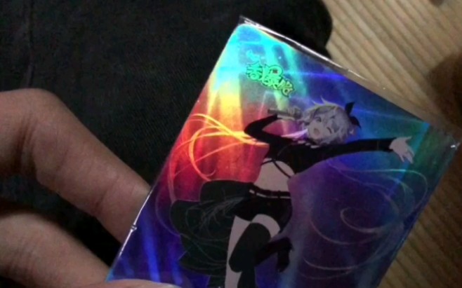 我出了香爆脆的洛天依ssr堪比公主连结的彩卡doge