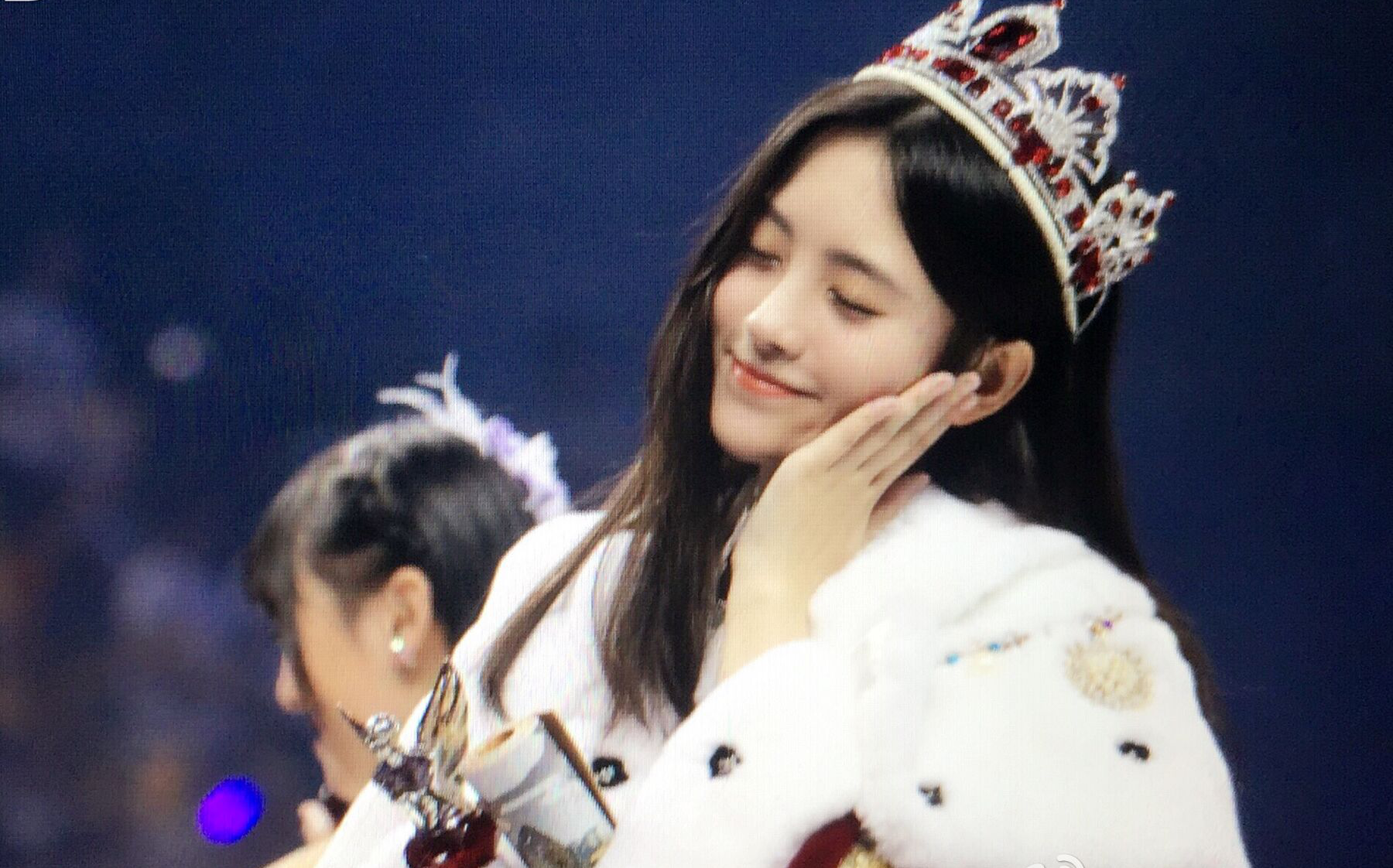 snh48鞠婧祎第三届总选举第一名发表和感言