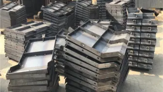 桥梁防撞墙模具 防滚式防撞墙模具