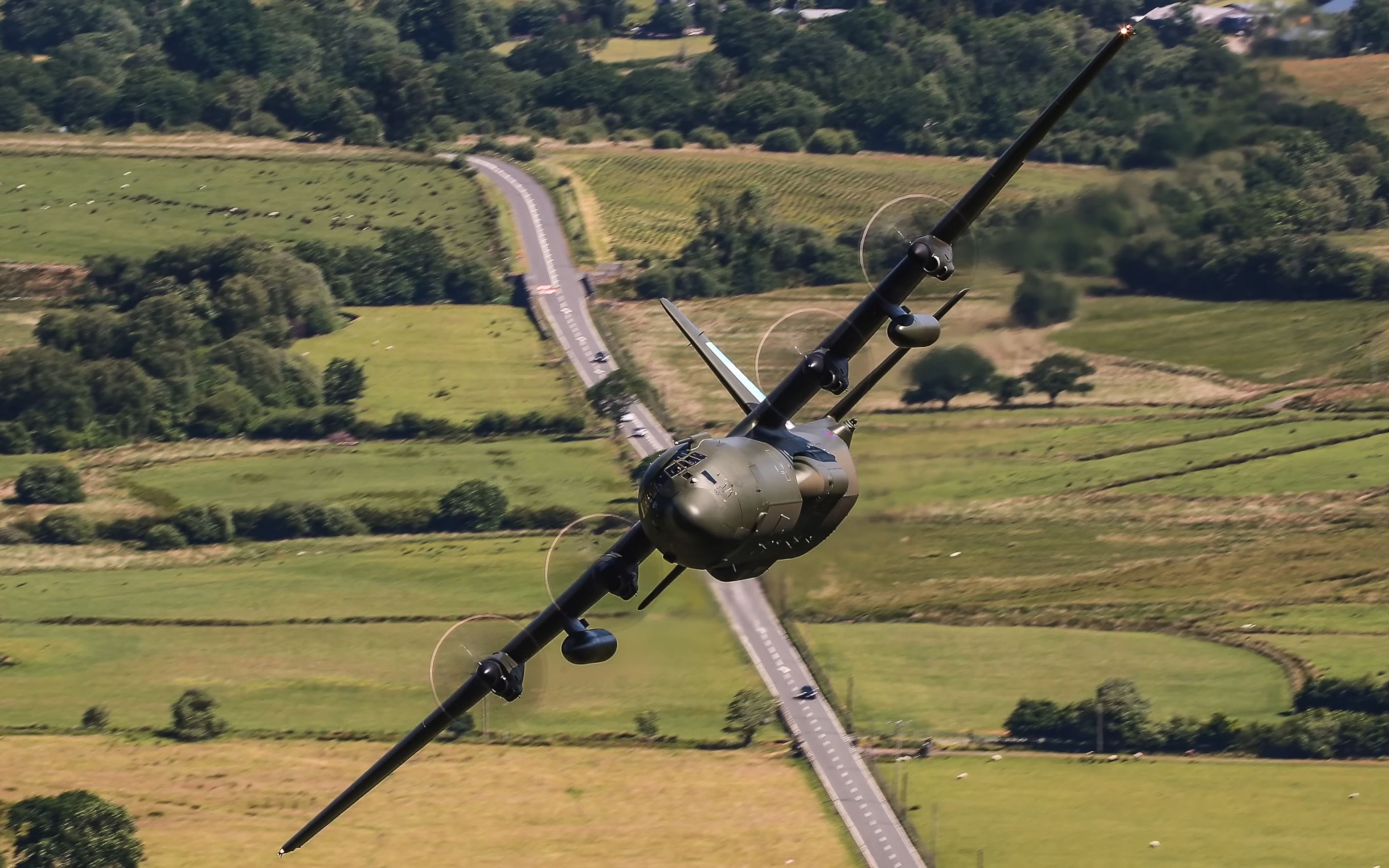 历史时刻!mach loop见证c-130j大力神隆重退役飞越- 4k全景回顾