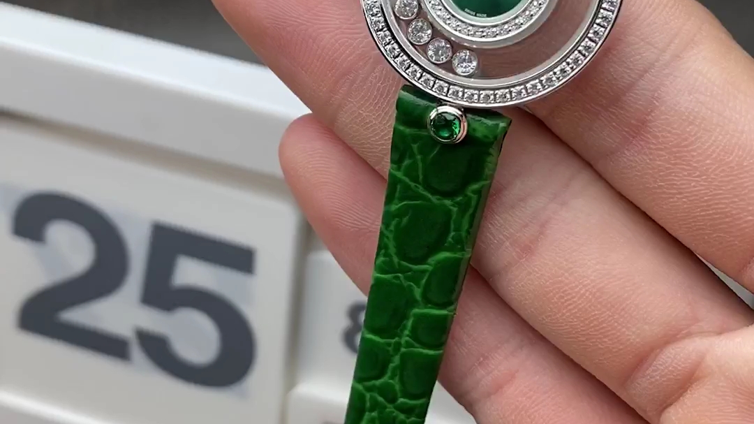 焦点分享高仿香奈儿手表哪里买,大强师傅鉴定仿真度90%了