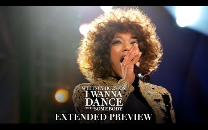 [图]【传记片现场表演】 Whitney Houston: I Wanna Dance with Somebody + Live Performance