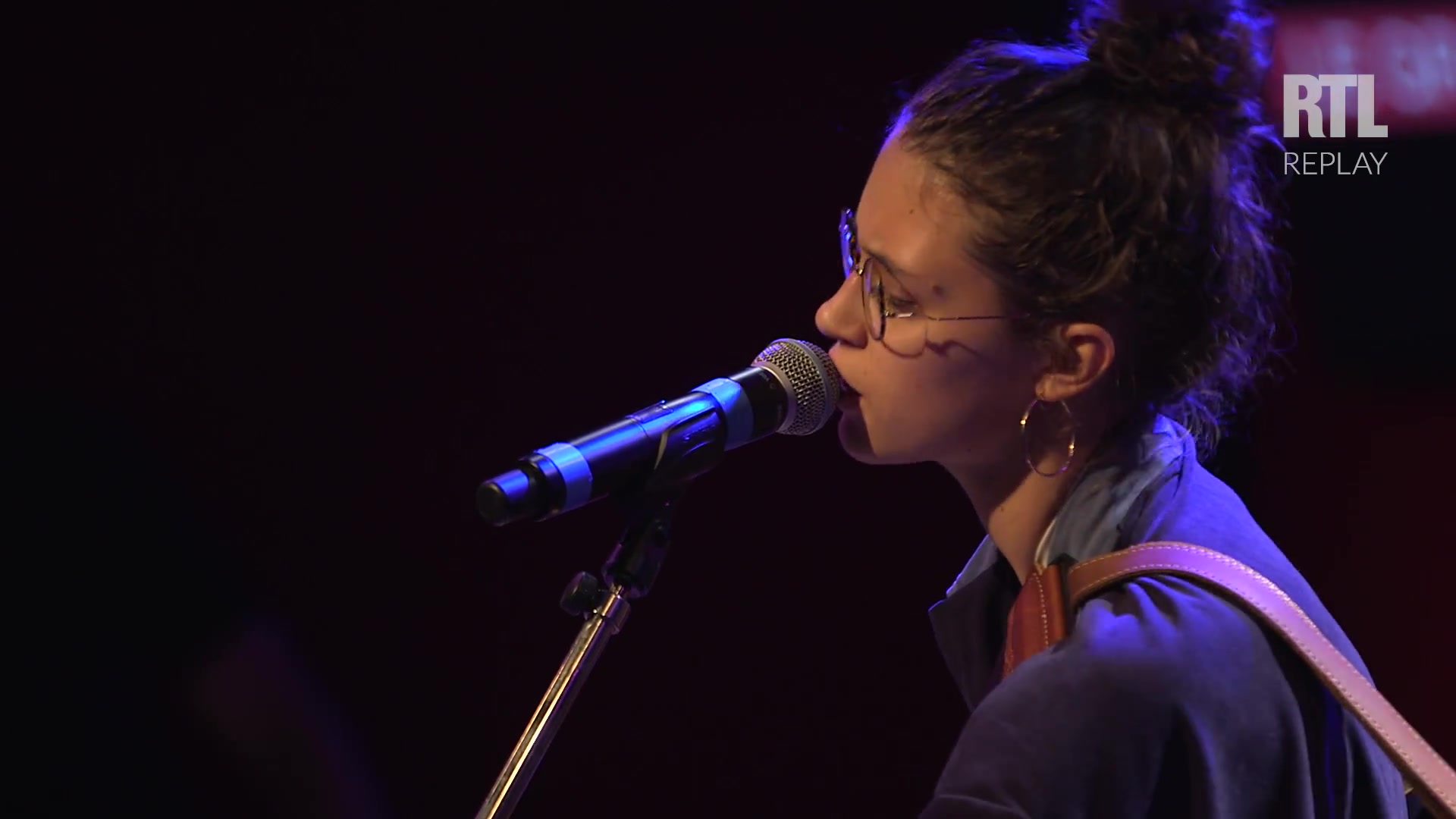 pomme法国音乐人lamêmerobequhierlivelegrandstudiortl