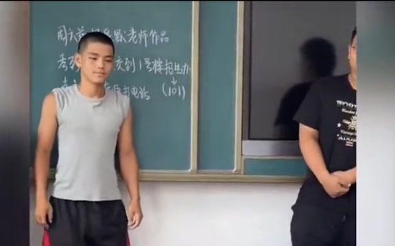 [图]爆笑合集：开学迷惑行为大赏，当代大学生的沙雕日常