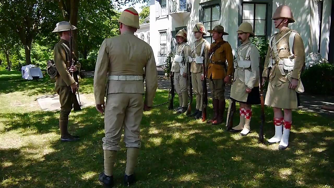 现代军迷复原的布尔战争期间的英军士兵