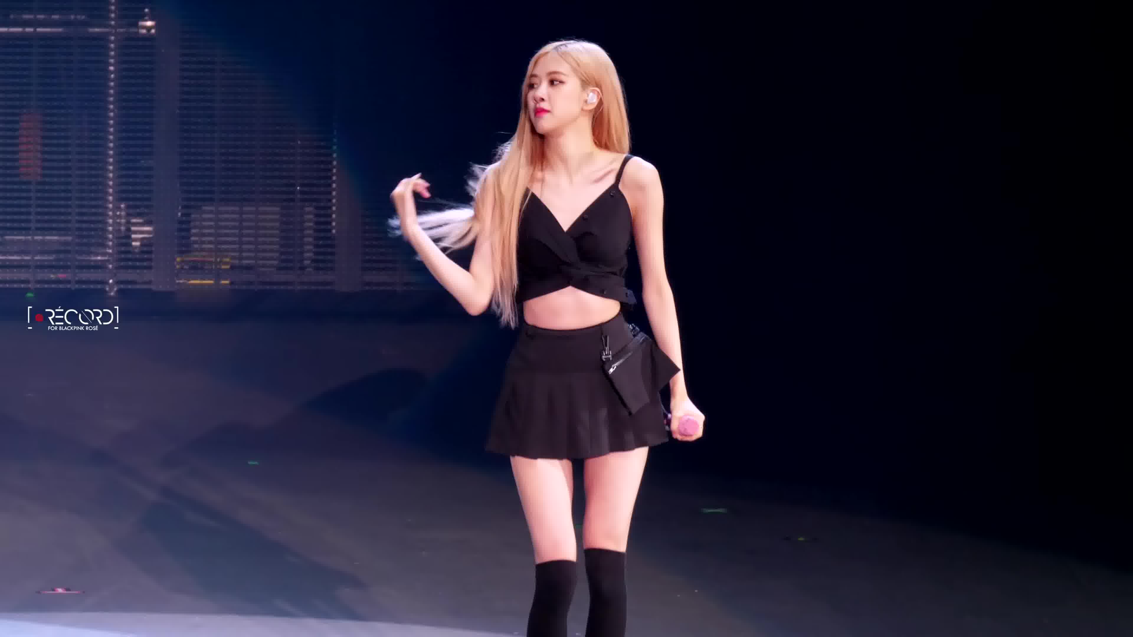 [图]【朴彩英ROSÉ】190921 2019 PRIVATE STAGE [Chapter1] - Dont Know What To Do focus