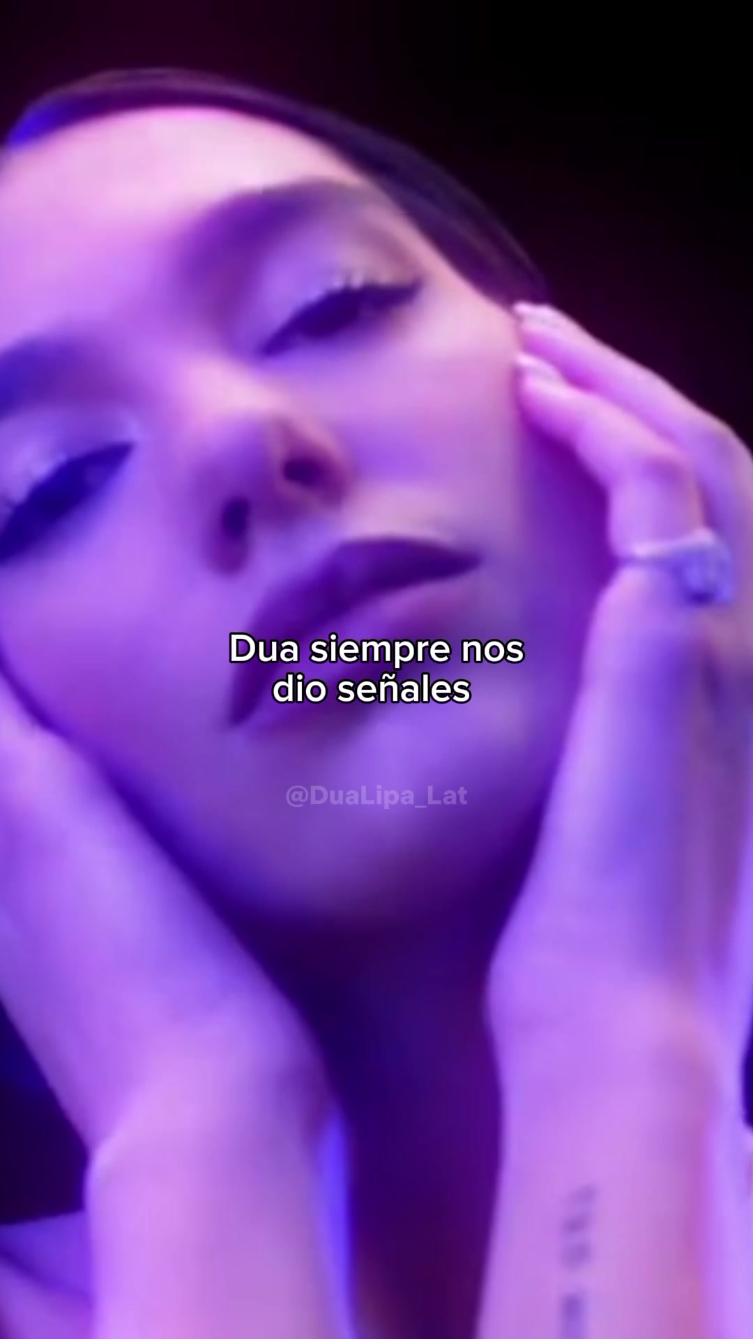 siempre nos dió se09ales y así quedamos:1515 @ dua lipa