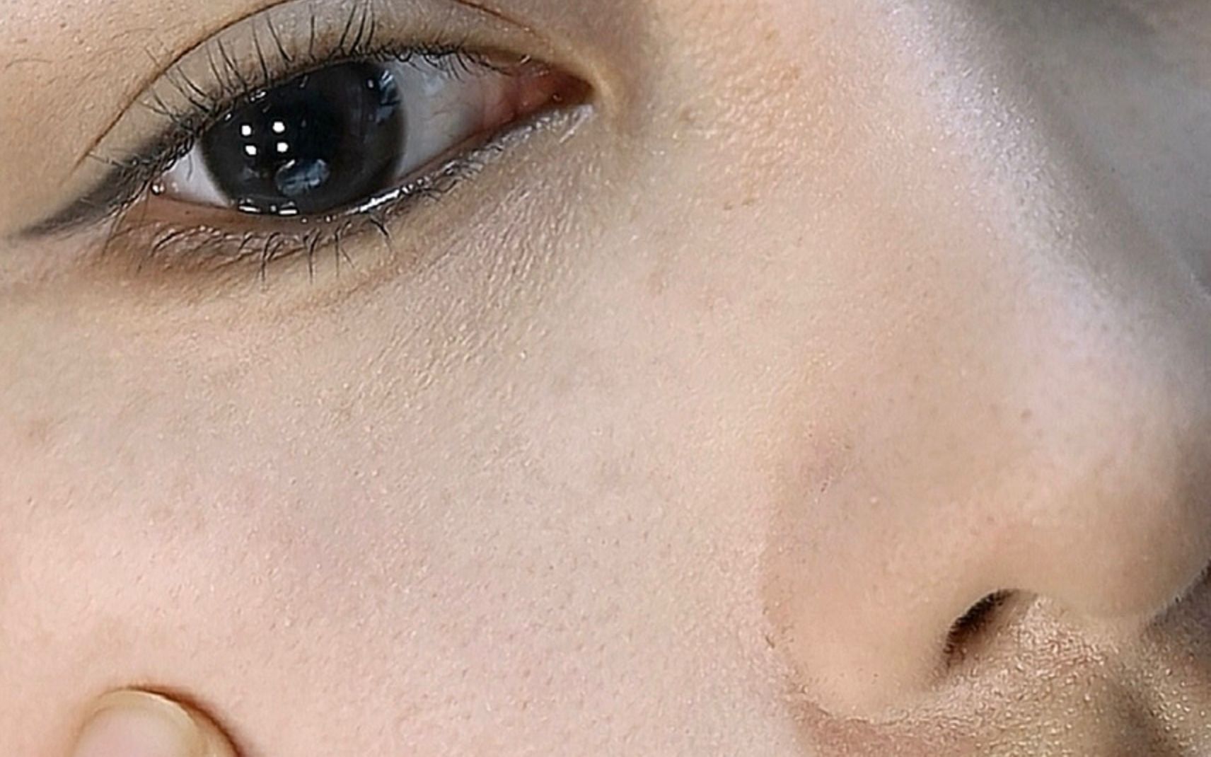 油皮不定妆,斑驳卡粉泪汪汪油皮你还不会定妆吗?