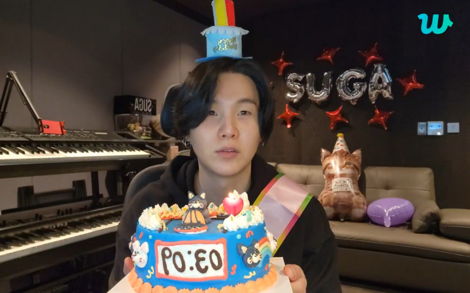 闵玧其生日直播 猫猫生日快乐!