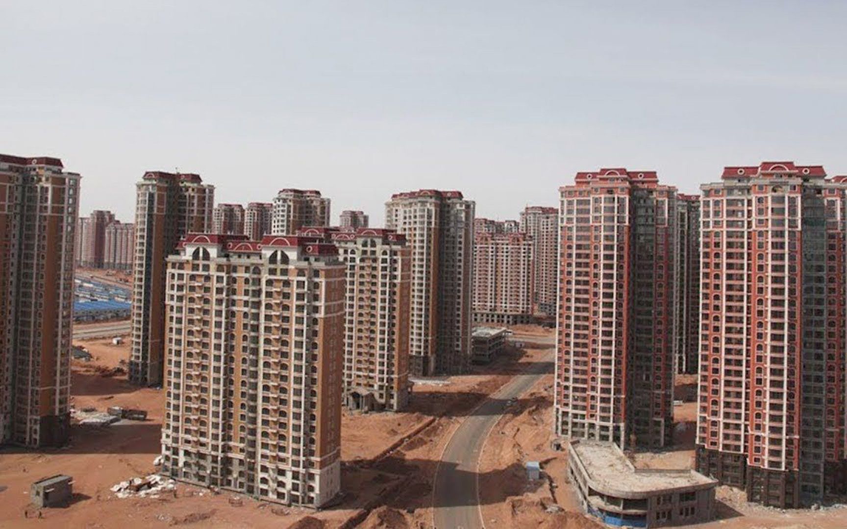 地球上最荒凉和奇葩的城市,不敢相信有人居住!