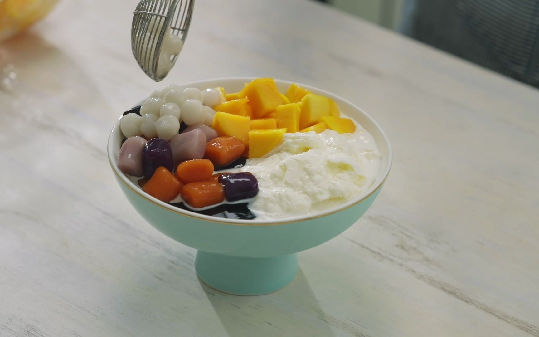 这个夏天,让你的男神给你做芋圆冰吃呀