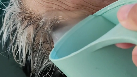 奁内篇366066[给奶奶洗头]