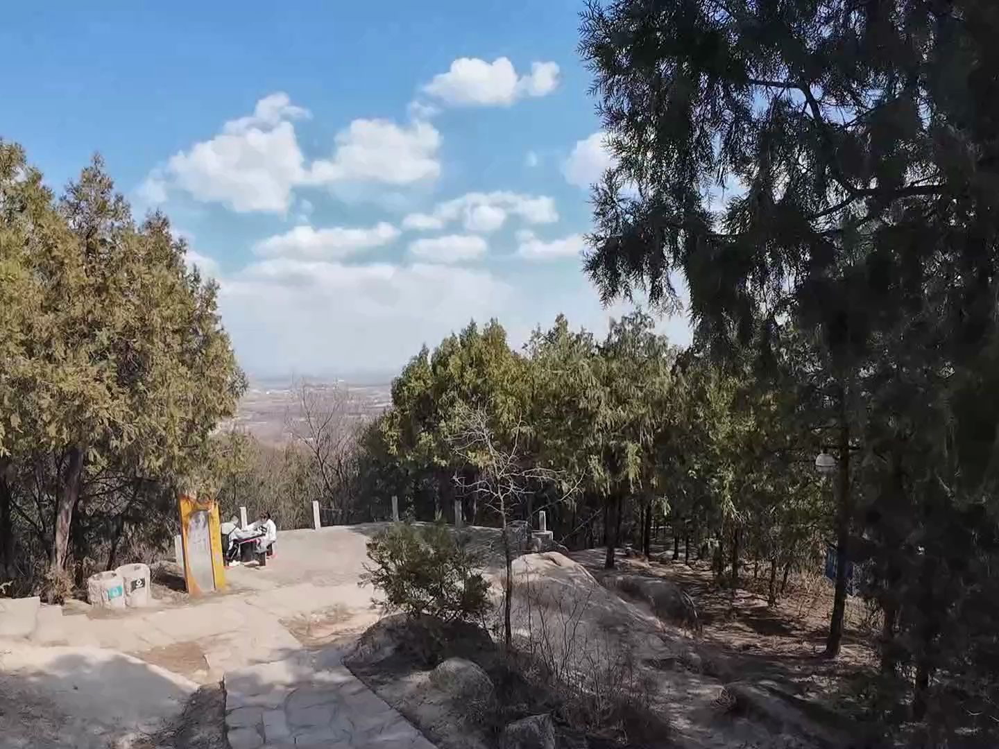 凤凰岭中线爱情同心林—仙人洞—水帘洞—三佛洞—玄元洞—出口